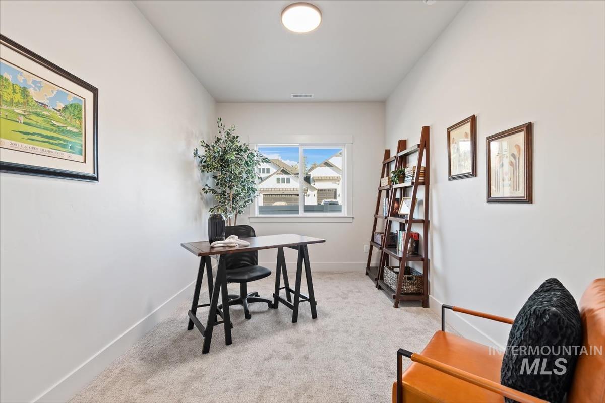 124 S Beechwood Dr, Nampa, Idaho 83686, 3 Bedrooms, 2.5 Bathrooms, Residential For Sale, Price $739,000, 99004363