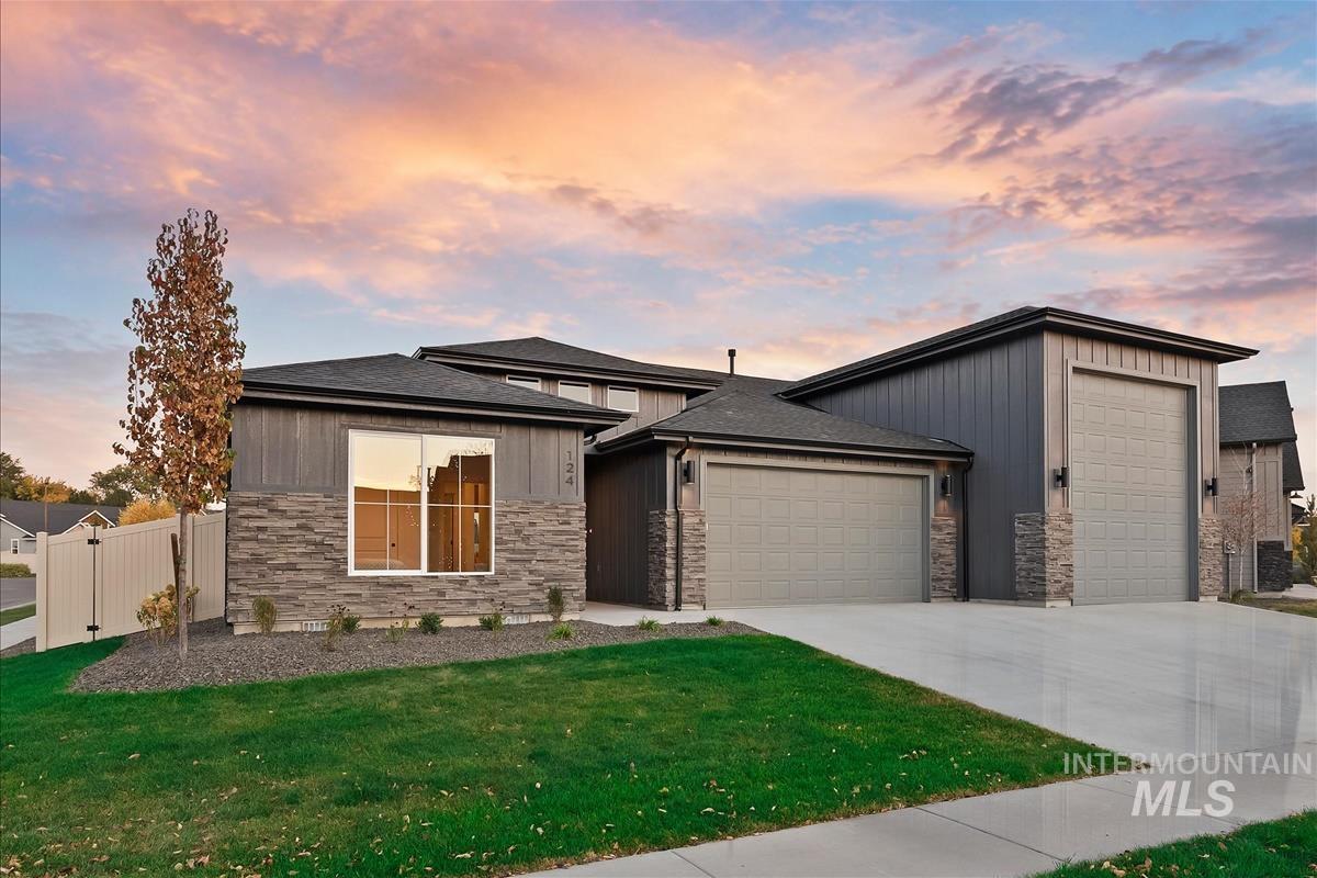 124 S Beechwood Dr, Nampa, Idaho 83686, 3 Bedrooms, 2.5 Bathrooms, Residential For Sale, Price $739,000, 99004363