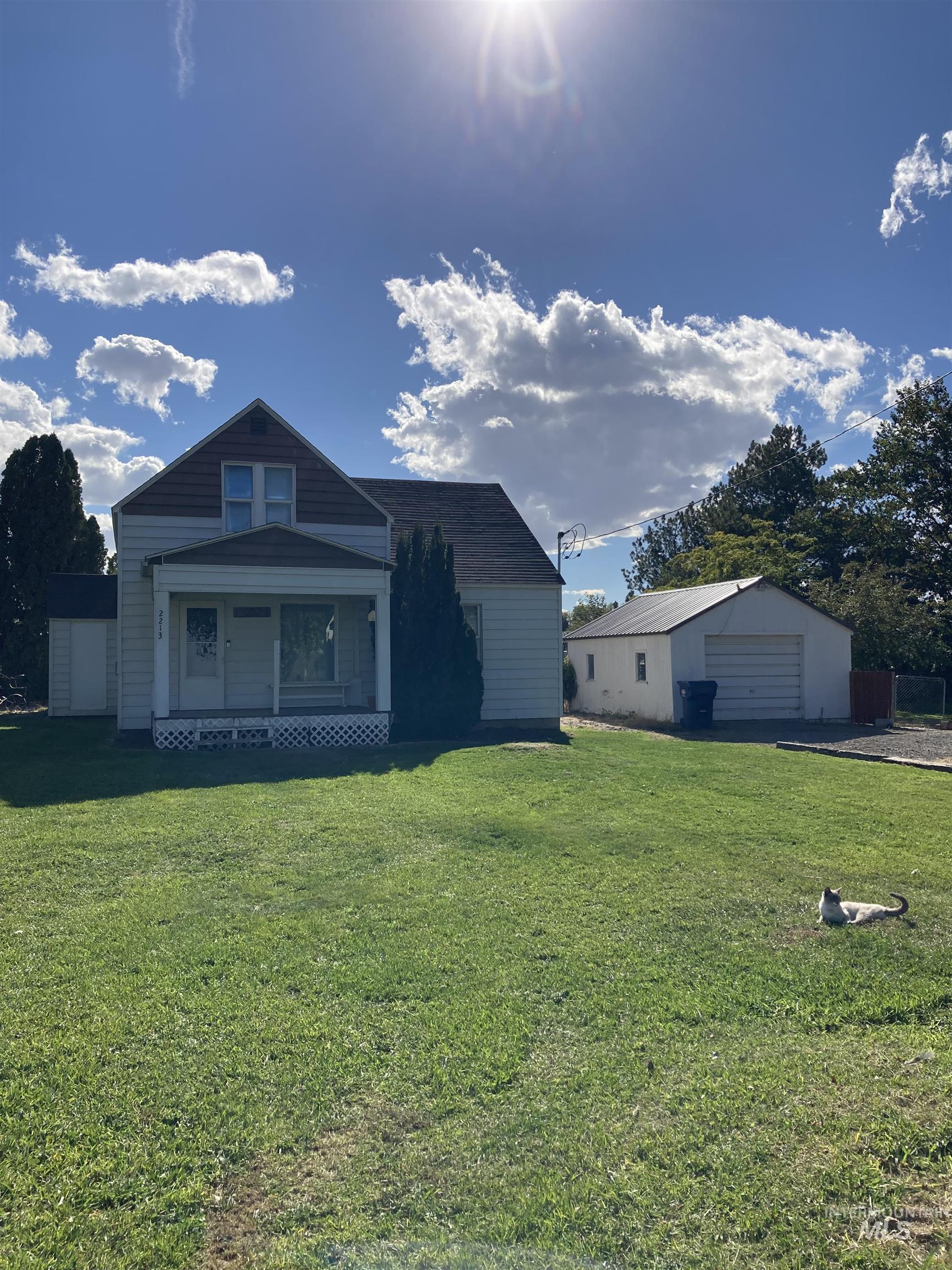 2213 County Rd E., Filer, Idaho 83328, 2 Bedrooms, 1 Bathroom, Residential For Sale, Price $290,000, 99004366