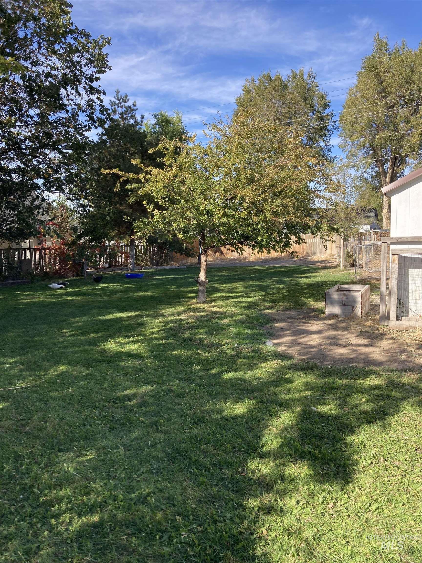 2213 County Rd E., Filer, Idaho 83328, 2 Bedrooms, 1 Bathroom, Residential For Sale, Price $290,000, 99004366