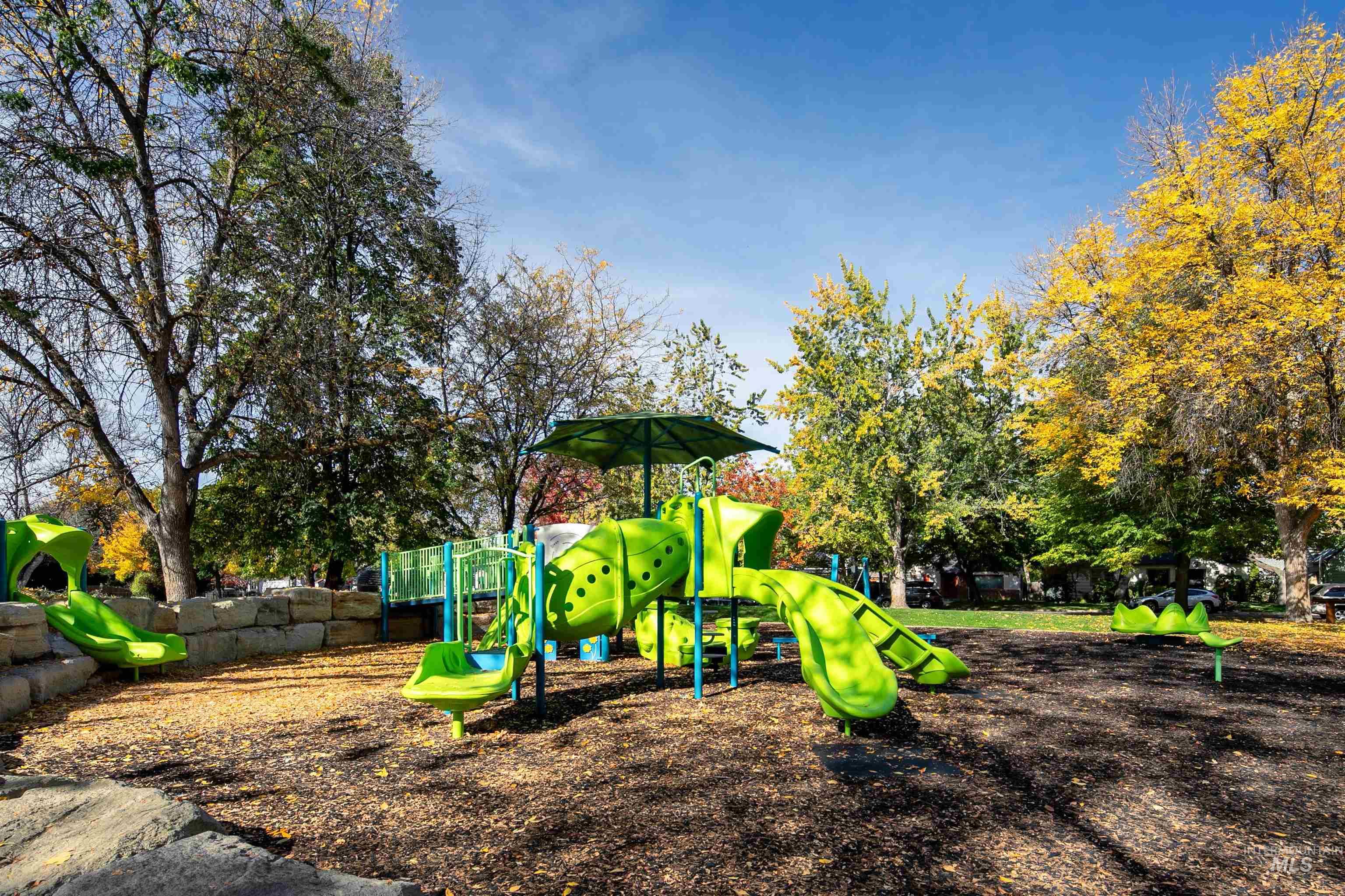 2412 W Bannock St, Boise, Idaho 83702, 3 Bedrooms, 2 Bathrooms, Residential For Sale, Price $725,000, 99004367