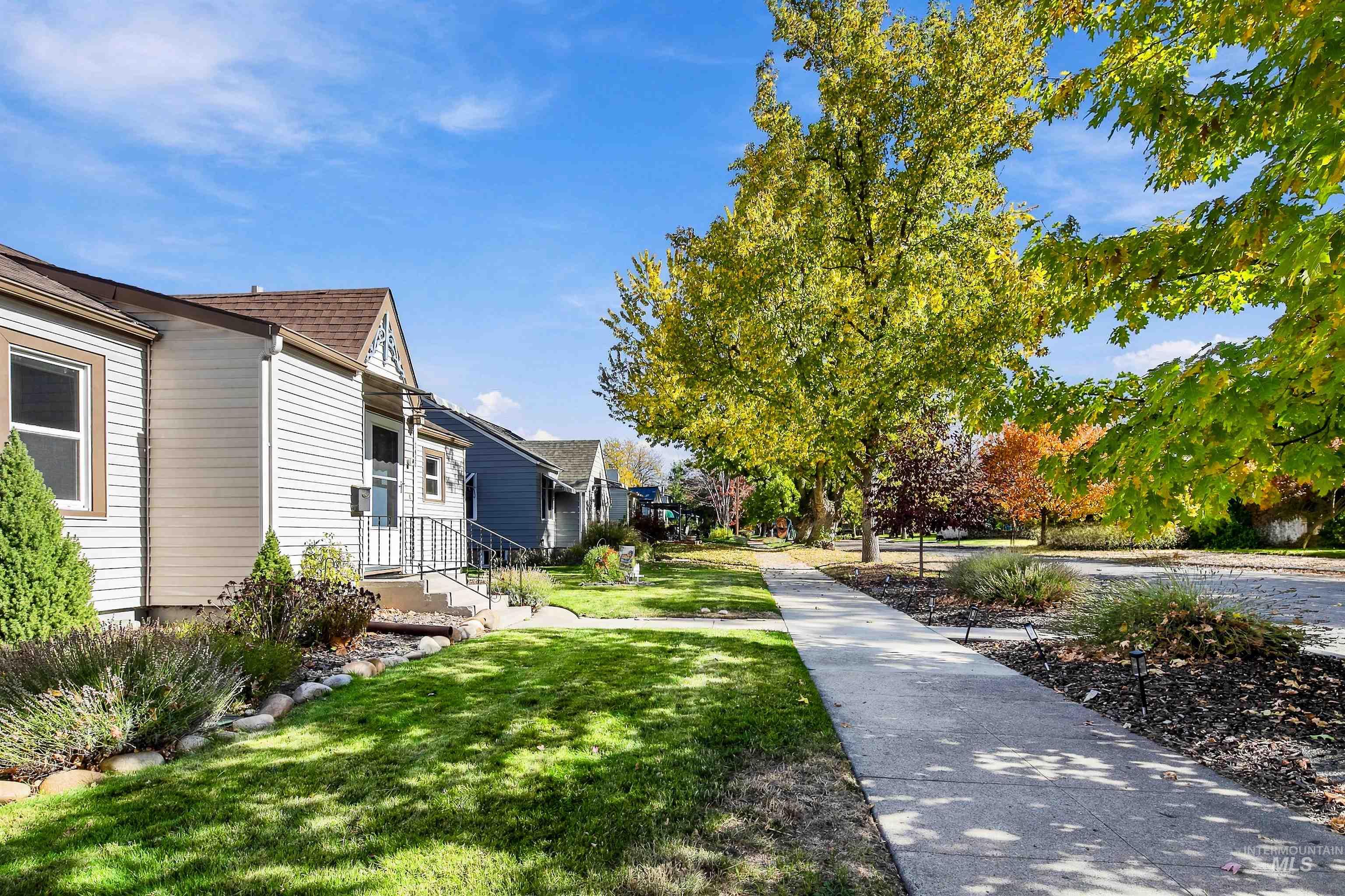 2412 W Bannock St, Boise, Idaho 83702, 3 Bedrooms, 2 Bathrooms, Residential For Sale, Price $725,000, 99004367