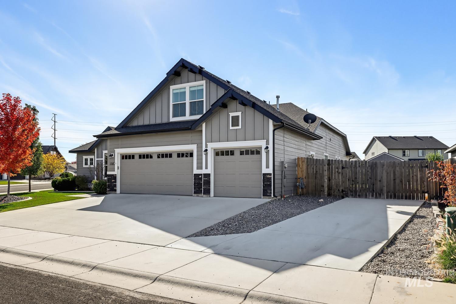 1387 E Redwick Dr, Meridian, Idaho 83646, 4 Bedrooms, 2 Bathrooms, Residential For Sale, Price $649,900, 99004370