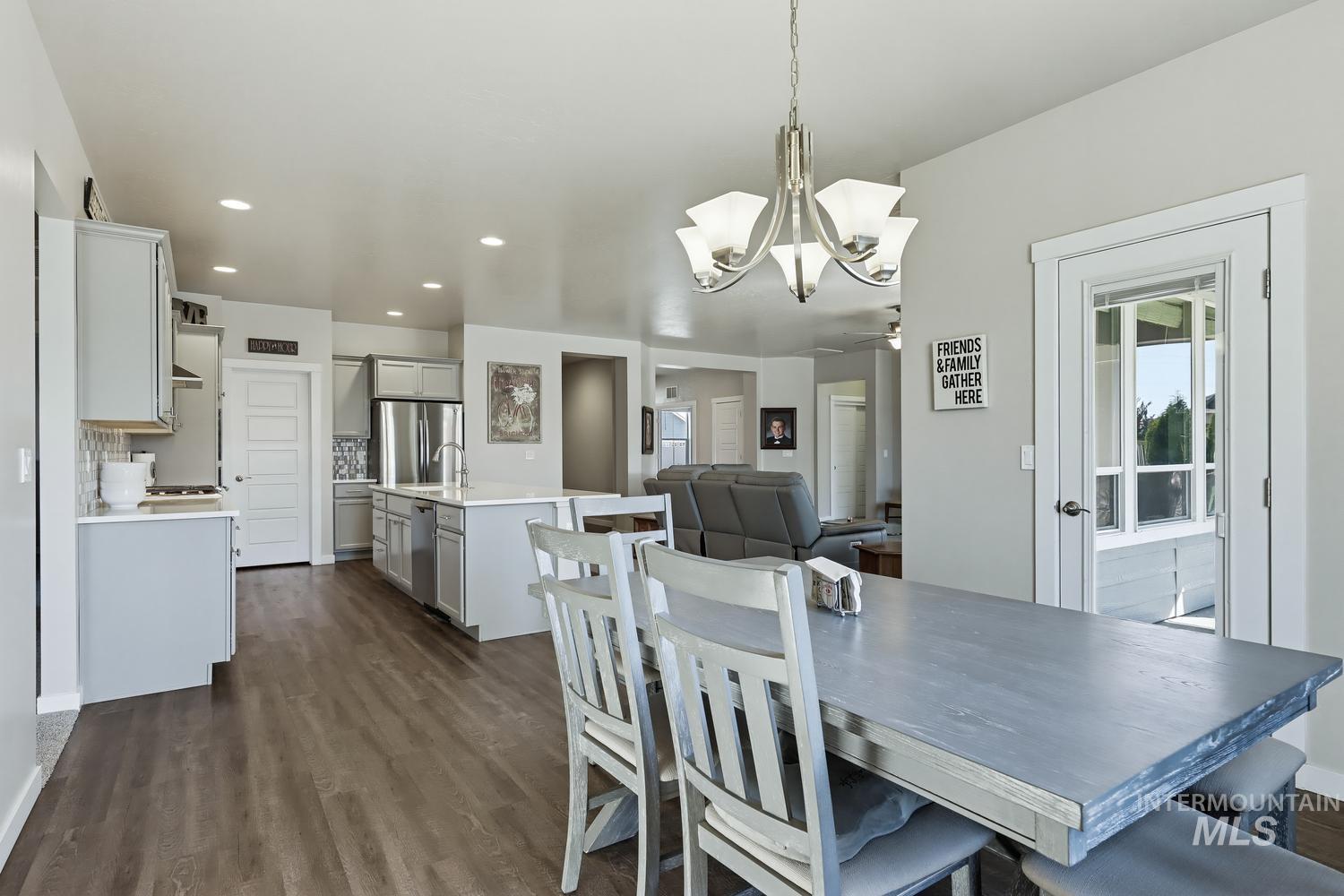 1387 E Redwick Dr, Meridian, Idaho 83646, 4 Bedrooms, 2 Bathrooms, Residential For Sale, Price $649,900, 99004370