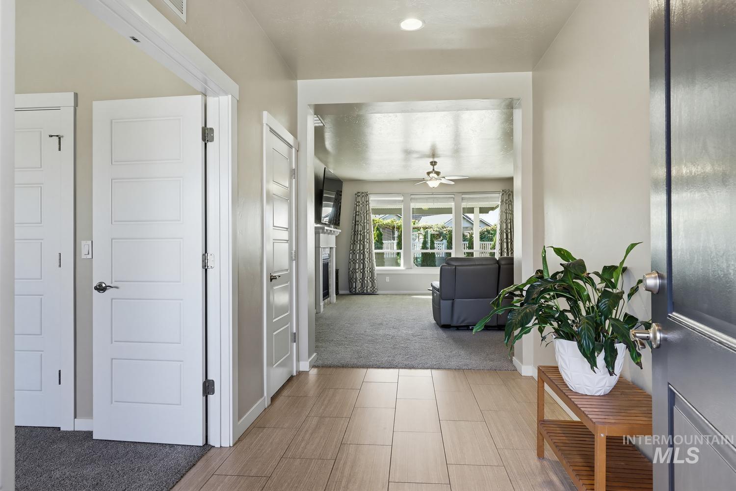 1387 E Redwick Dr, Meridian, Idaho 83646, 4 Bedrooms, 2 Bathrooms, Residential For Sale, Price $649,900, 99004370