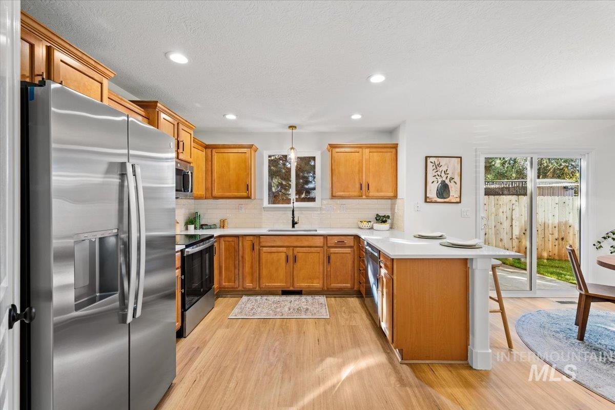 6317 W Lucky Lane, Boise, Idaho 83703, 3 Bedrooms, 2.5 Bathrooms, Residential For Sale, Price $499,900,MLS 99004373