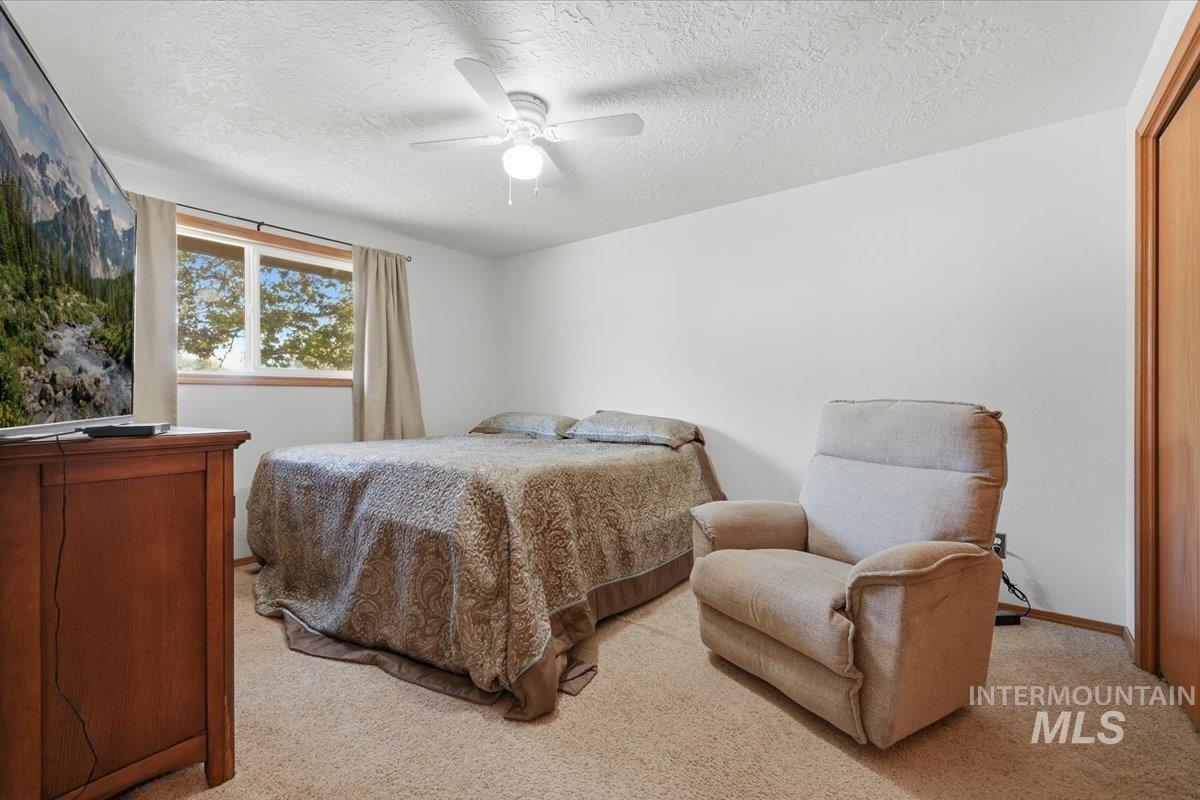 555 S Tinker St, Boise, Idaho 83709, 3 Bedrooms, 2 Bathrooms, Residential For Sale, Price $647,000, 99004374