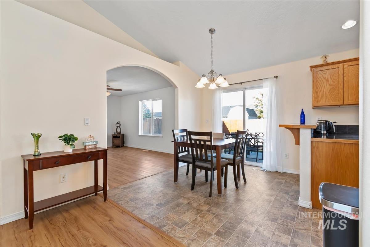 962 W 4th N, Mountain Home, Idaho 83647, 3 Bedrooms, 2 Bathrooms, Residential For Sale, Price $345,000, 99004377