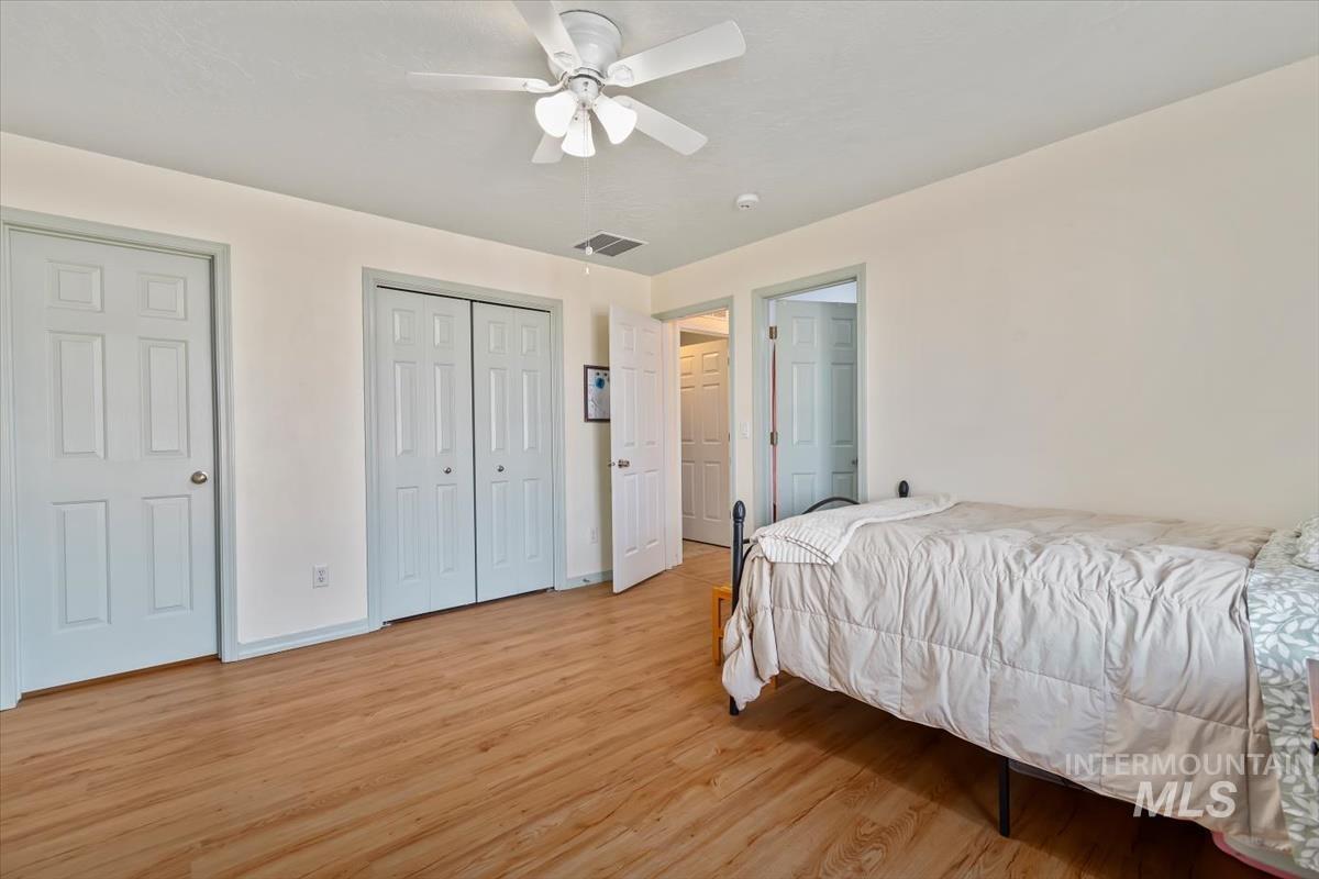 962 W 4th N, Mountain Home, Idaho 83647, 3 Bedrooms, 2 Bathrooms, Residential For Sale, Price $345,000, 99004377