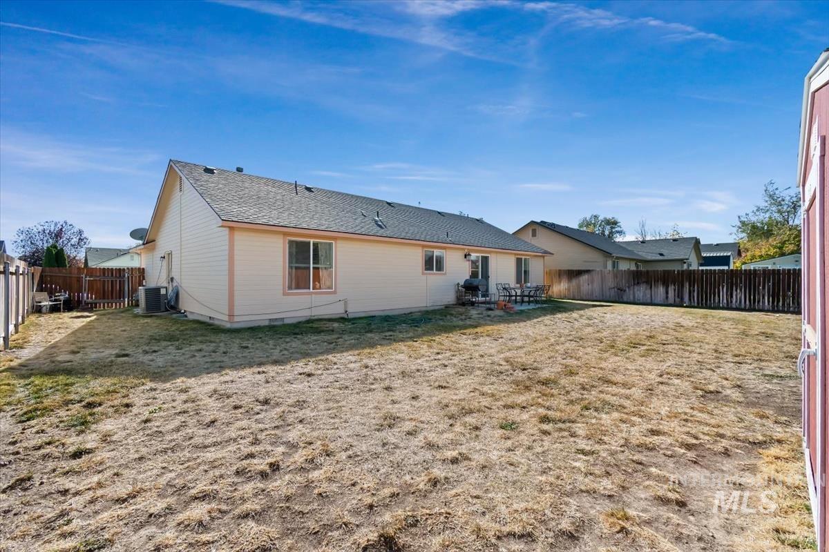 962 W 4th N, Mountain Home, Idaho 83647, 3 Bedrooms, 2 Bathrooms, Residential For Sale, Price $345,000, 99004377