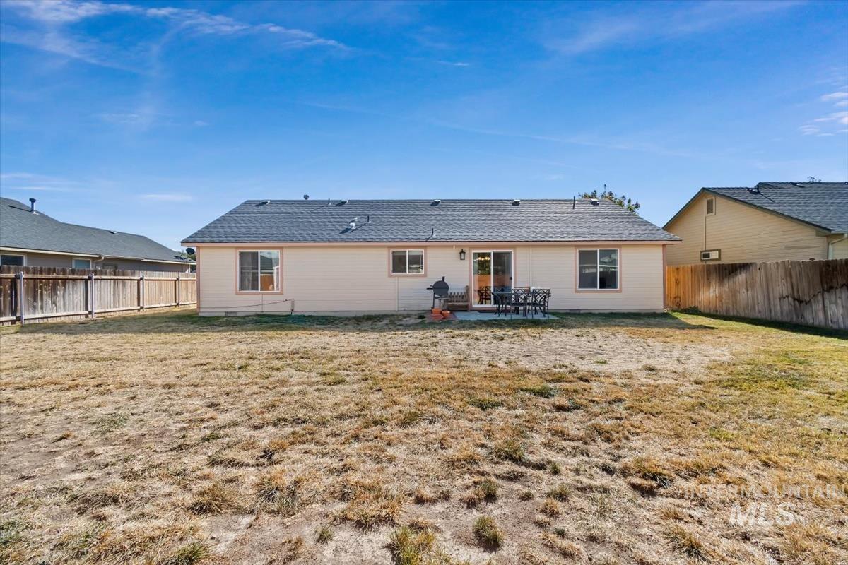 962 W 4th N, Mountain Home, Idaho 83647, 3 Bedrooms, 2 Bathrooms, Residential For Sale, Price $345,000, 99004377
