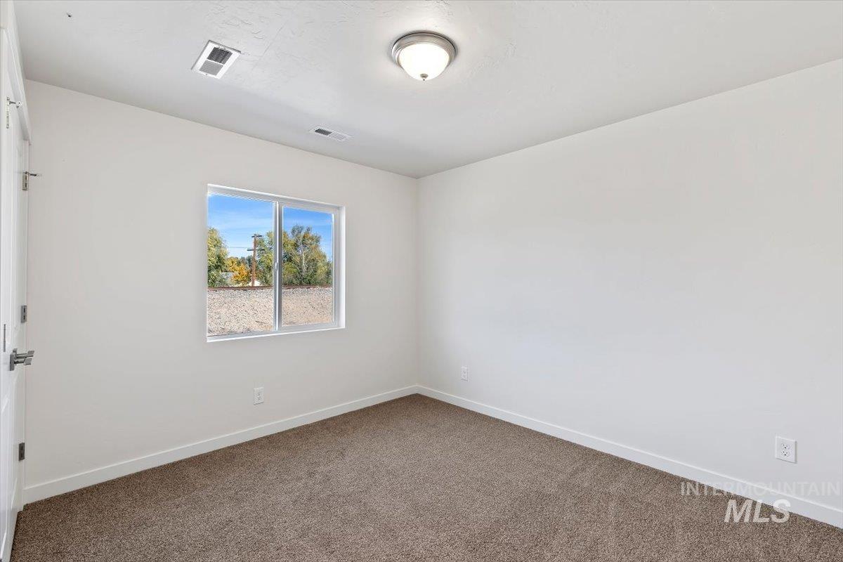 1918 E Shortline, Nampa, Idaho 83687, 3 Bedrooms, 2.5 Bathrooms, Residential For Sale, Price $339,900, 99004384