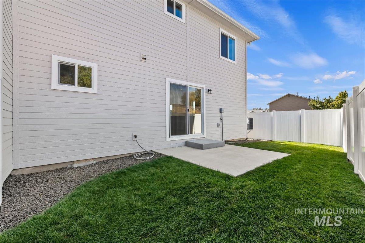1916 E Shortline Dr, Nampa, Idaho 83687, 3 Bedrooms, 2.5 Bathrooms, Residential For Sale, Price $339,900, 99004387