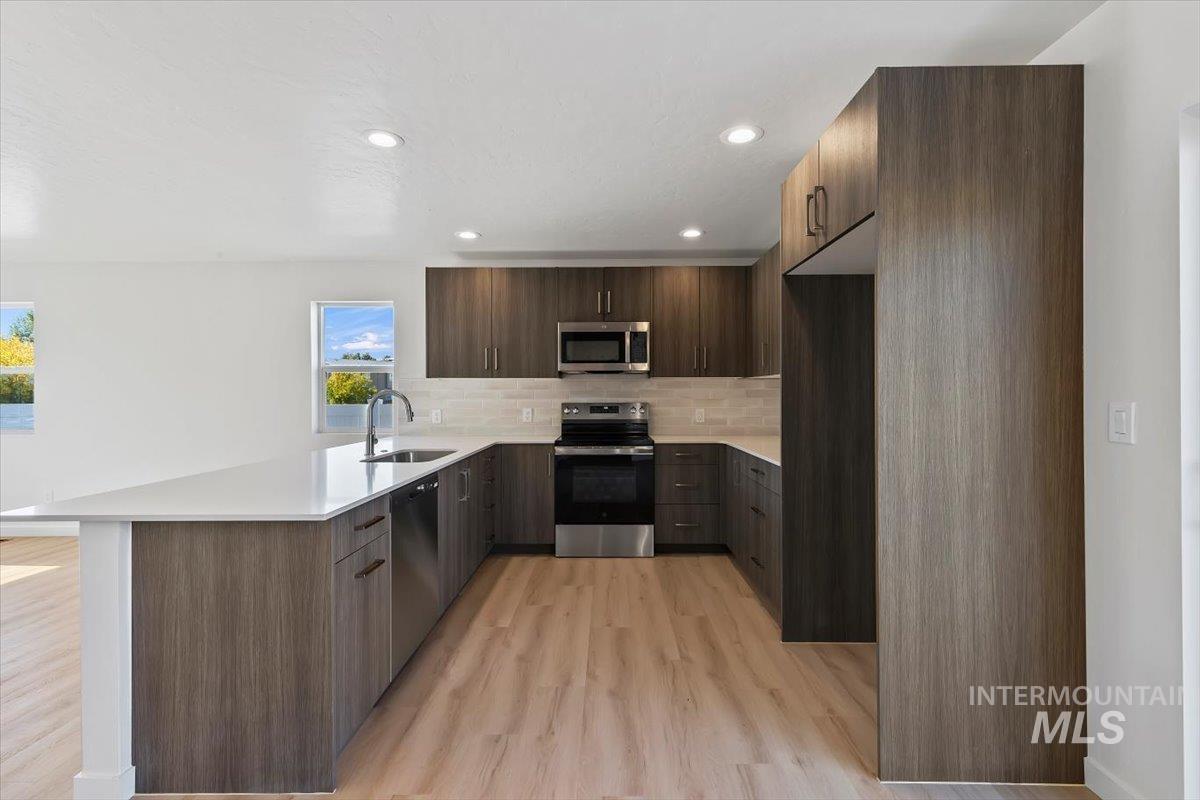 1916 E Shortline Dr, Nampa, Idaho 83687, 3 Bedrooms, 2.5 Bathrooms, Residential For Sale, Price $339,900, 99004387