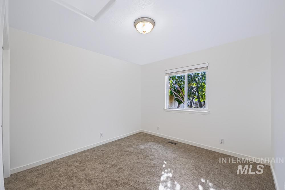 8499 W Shooting Star Dr, Boise, Idaho 83709, 3 Bedrooms, 2 Bathrooms, Residential For Sale, Price $435,000, 99004389