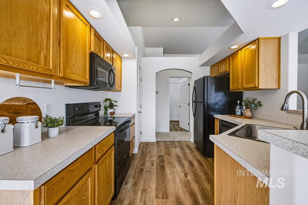 8499 W Shooting Star Dr, Boise, Idaho 83709, 3 Bedrooms, 2 Bathrooms, Residential For Sale, Price $435,000, 99004389