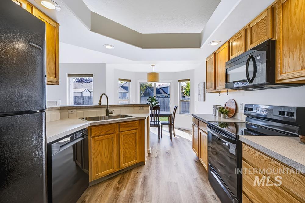 8499 W Shooting Star Dr, Boise, Idaho 83709, 3 Bedrooms, 2 Bathrooms, Residential For Sale, Price $435,000, 99004389