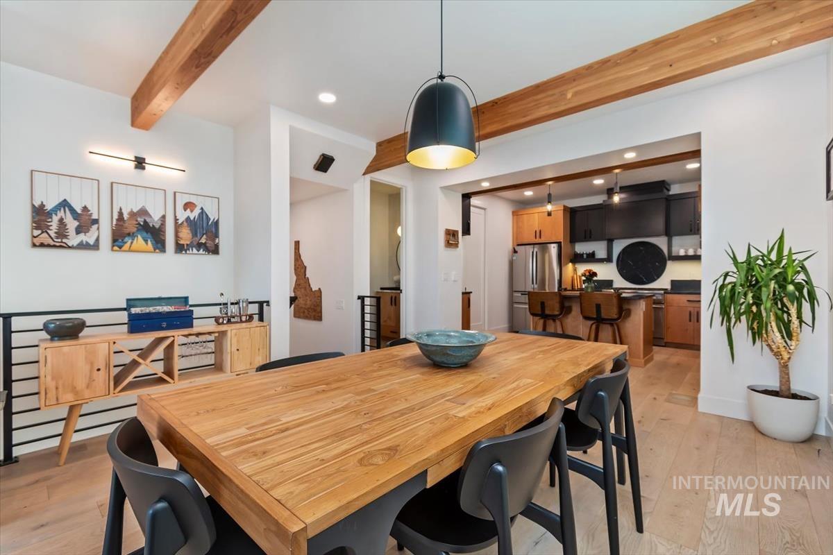 640 N Avenue H Ave., Boise, Idaho 83712, 3 Bedrooms, 3.5 Bathrooms, Residential For Sale, Price $870,000, 99004395