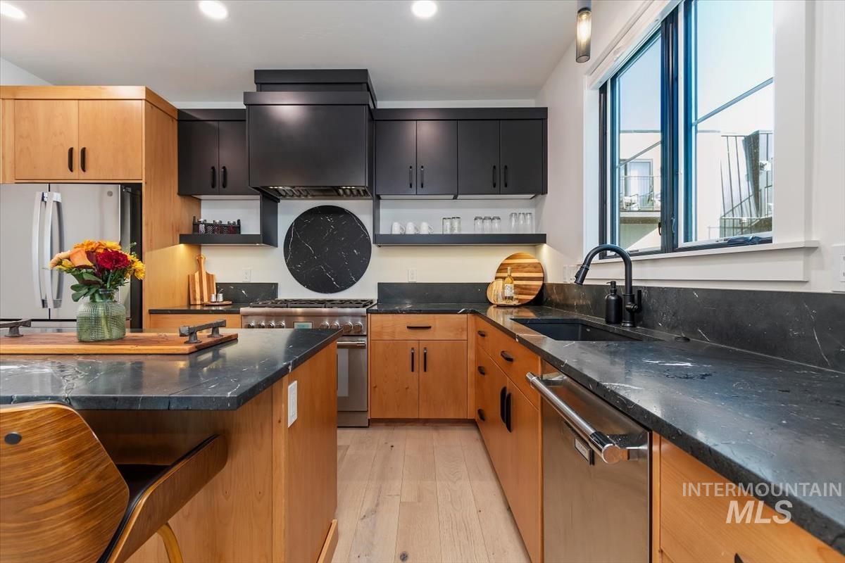 640 N Avenue H Ave., Boise, Idaho 83712, 3 Bedrooms, 3.5 Bathrooms, Residential For Sale, Price $870,000, 99004395