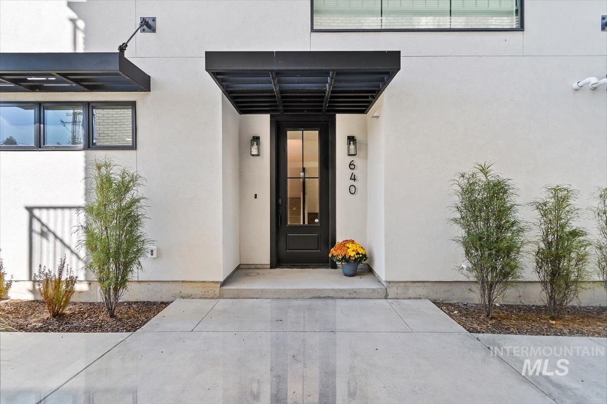 640 N Avenue H Ave., Boise, Idaho 83712, 3 Bedrooms, 3.5 Bathrooms, Residential For Sale, Price $870,000, 99004395