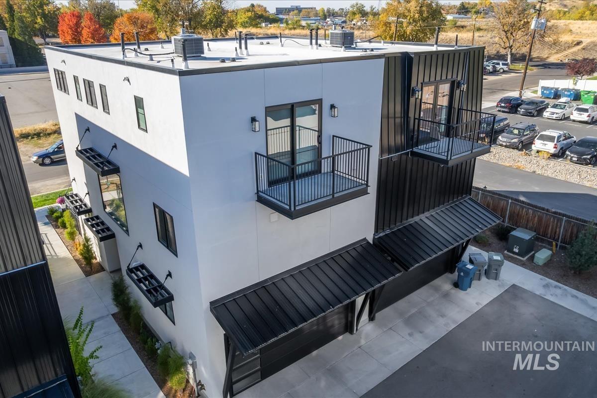 640 N Avenue H Ave., Boise, Idaho 83712, 3 Bedrooms, 3.5 Bathrooms, Residential For Sale, Price $870,000, 99004395