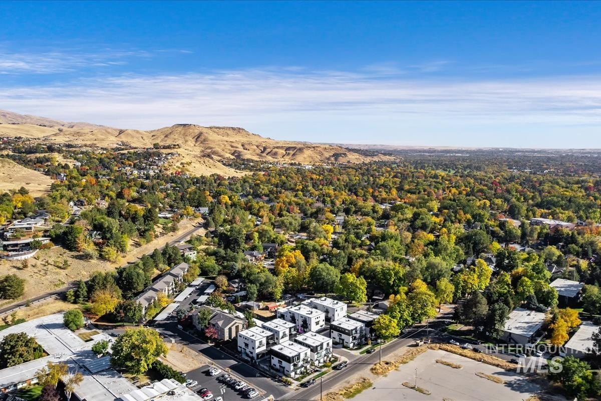 640 N Avenue H Ave., Boise, Idaho 83712, 3 Bedrooms, 3.5 Bathrooms, Residential For Sale, Price $870,000, 99004395