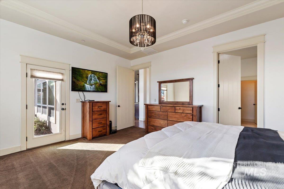 7521 N Grand Ridge, Eagle, Idaho 83616, 3 Bedrooms, 2.5 Bathrooms, Residential For Sale, Price $970,000, 99004396