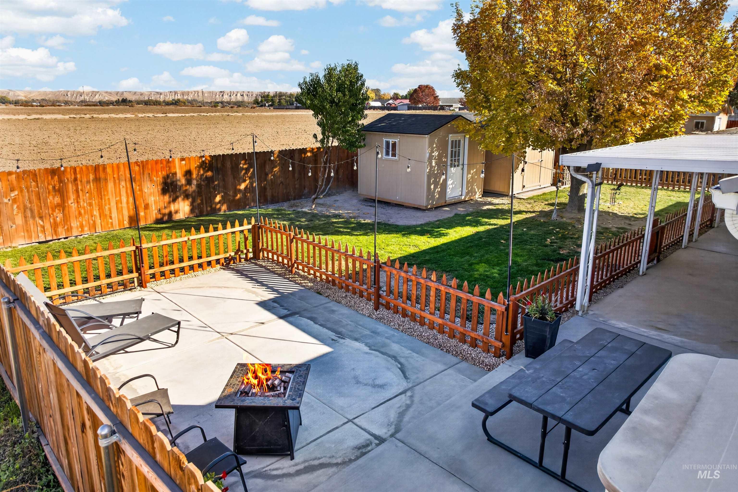 307 Pine St, New Plymouth, Idaho 83655, 3 Bedrooms, 2 Bathrooms, Residential For Sale, Price $355,000,MLS 99004412