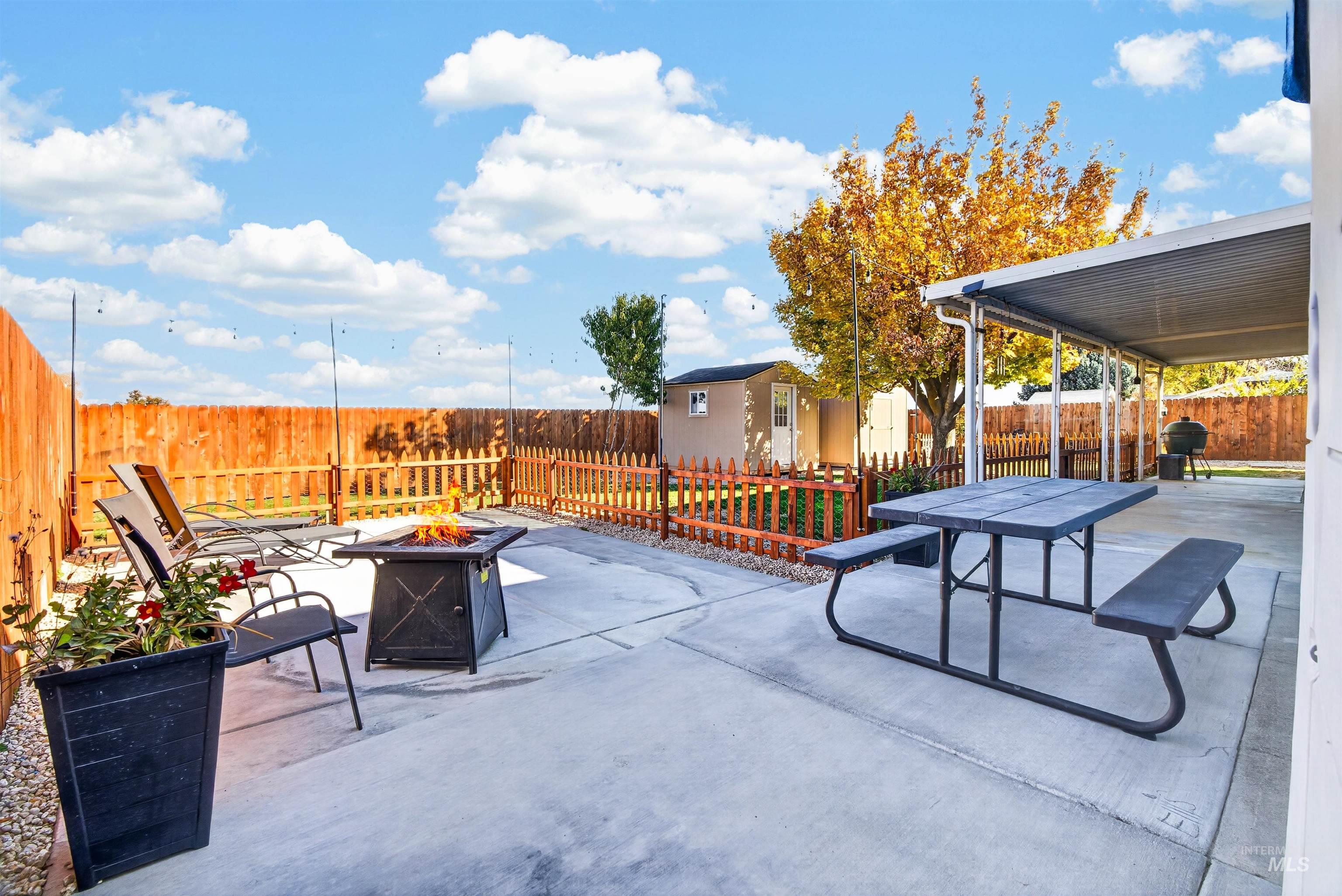 307 Pine St, New Plymouth, Idaho 83655, 3 Bedrooms, 2 Bathrooms, Residential For Sale, Price $355,000,MLS 99004412