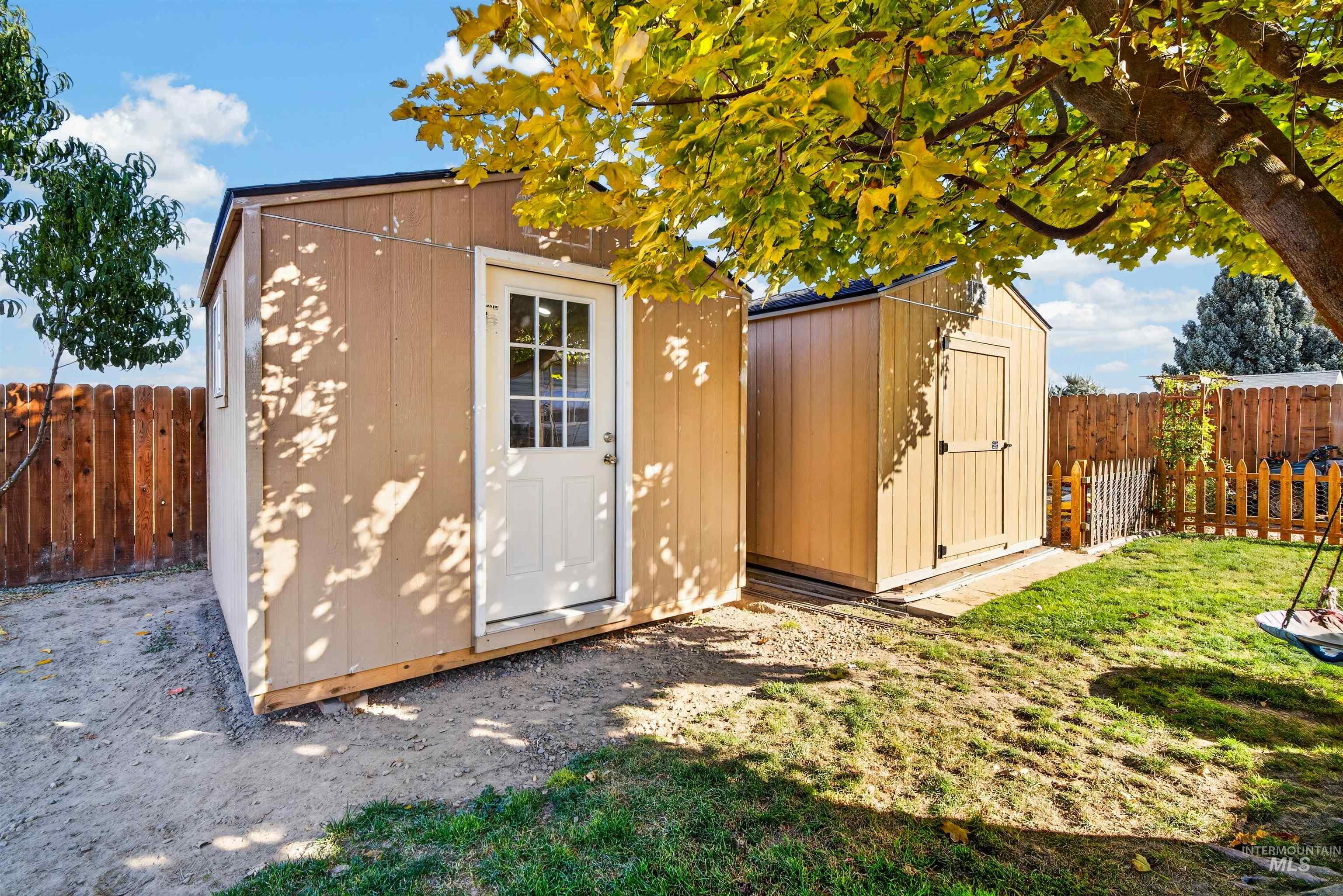 307 Pine St, New Plymouth, Idaho 83655, 3 Bedrooms, 2 Bathrooms, Residential For Sale, Price $355,000,MLS 99004412