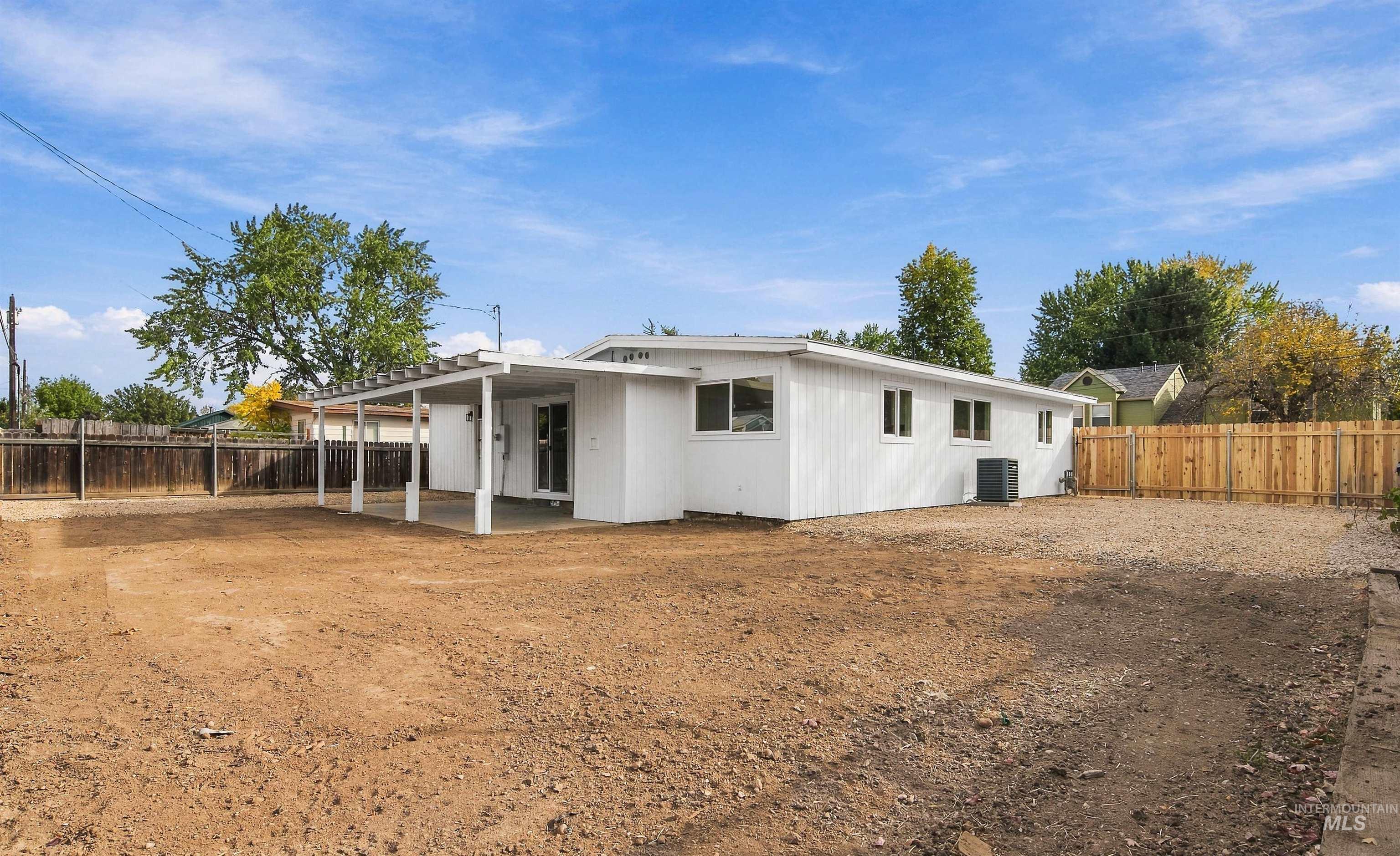 2904 W Malad St, Boise, Idaho 83705, 3 Bedrooms, 1 Bathroom, Residential For Sale, Price $389,000,MLS 99004417
