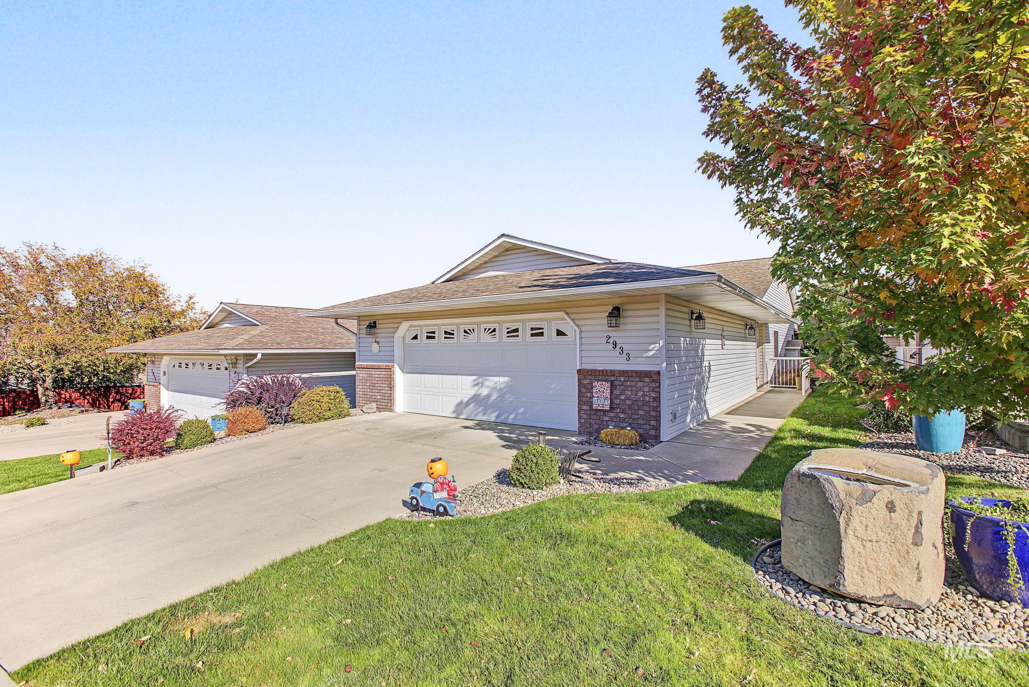 2933 Spruce Street, Lewiston, Idaho 83501, 2 Bedrooms, 2 Bathrooms, Residential For Sale, Price $420,000,MLS 99004418