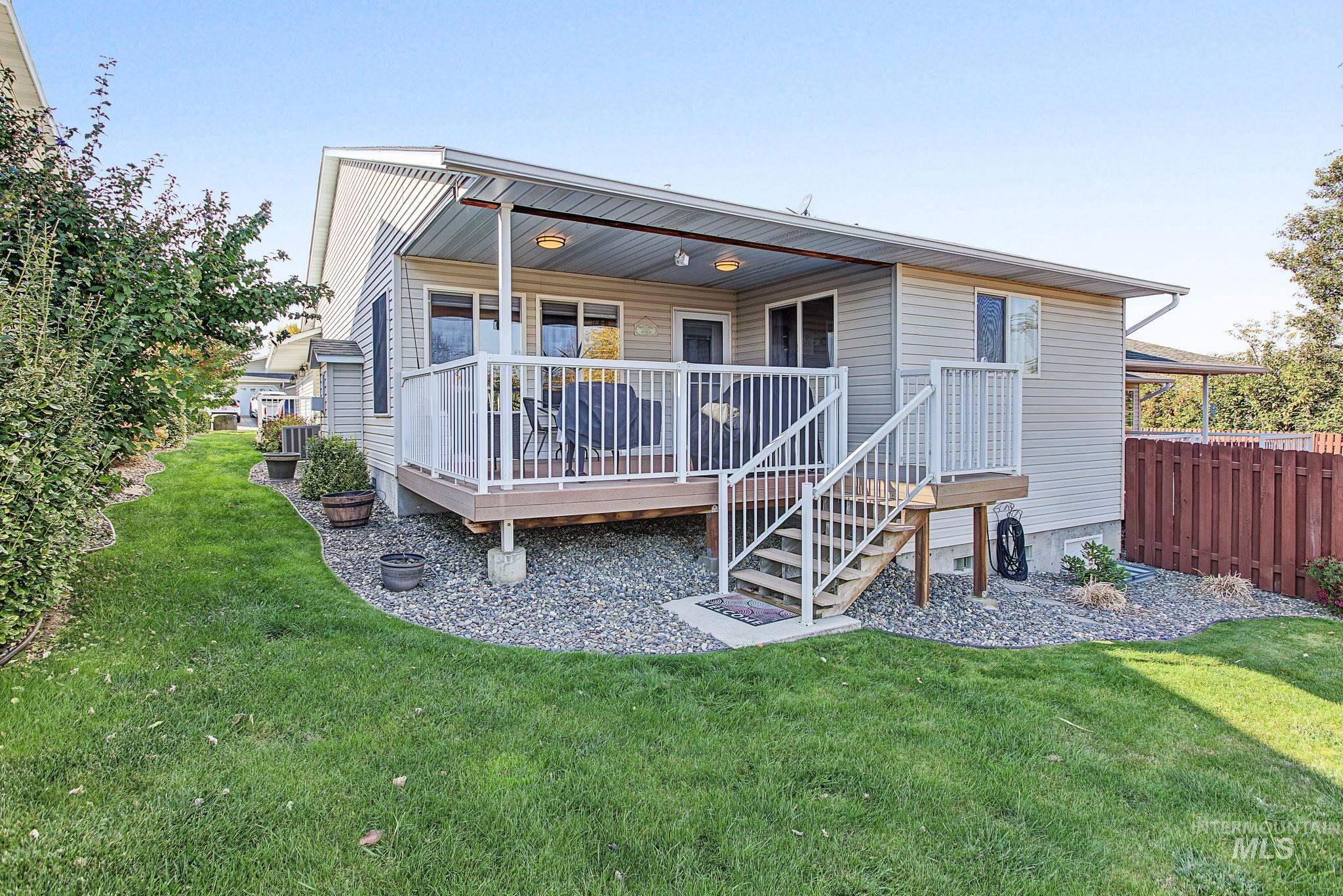 2933 Spruce Street, Lewiston, Idaho 83501, 2 Bedrooms, 2 Bathrooms, Residential For Sale, Price $420,000,MLS 99004418