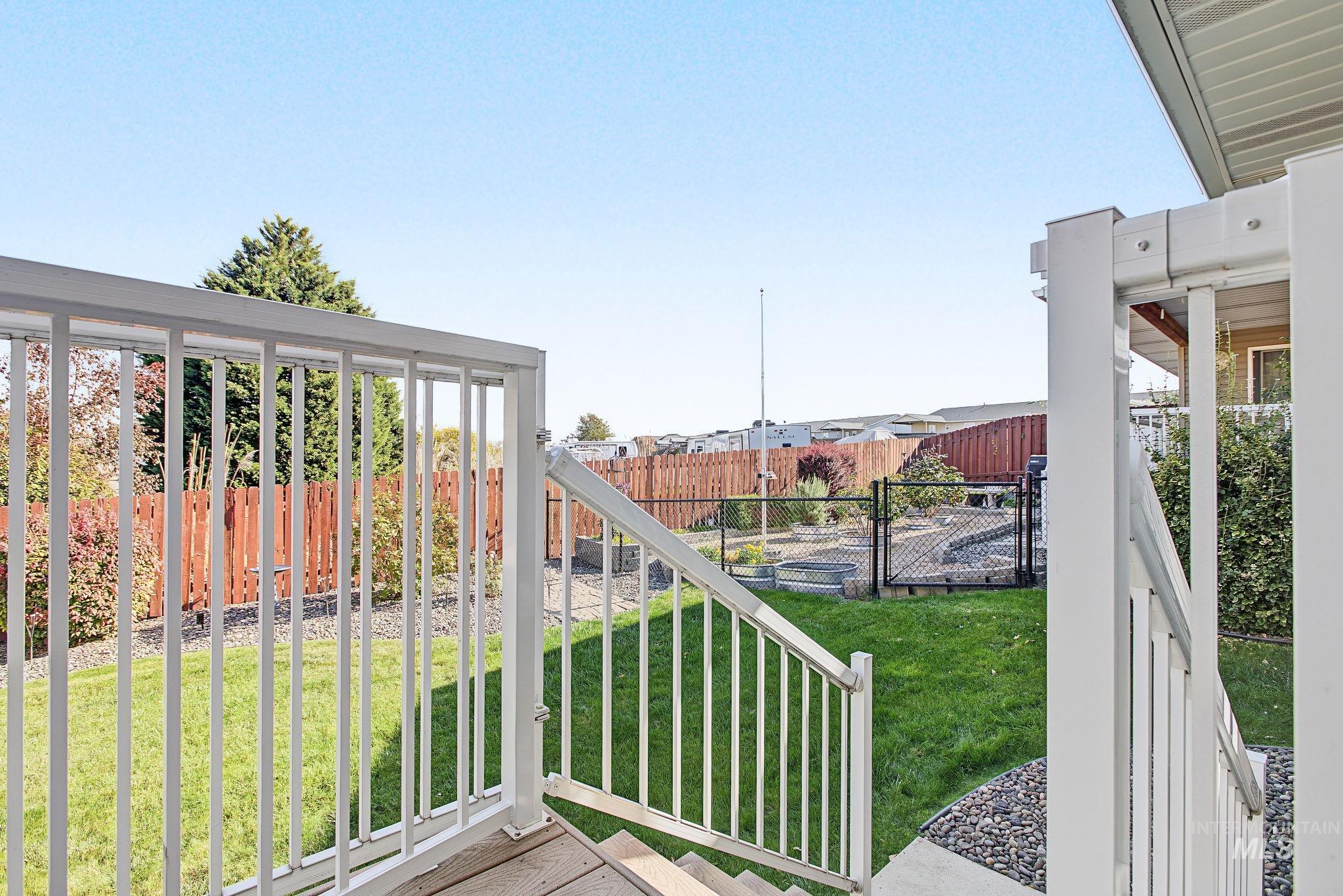 2933 Spruce Street, Lewiston, Idaho 83501, 2 Bedrooms, 2 Bathrooms, Residential For Sale, Price $420,000,MLS 99004418