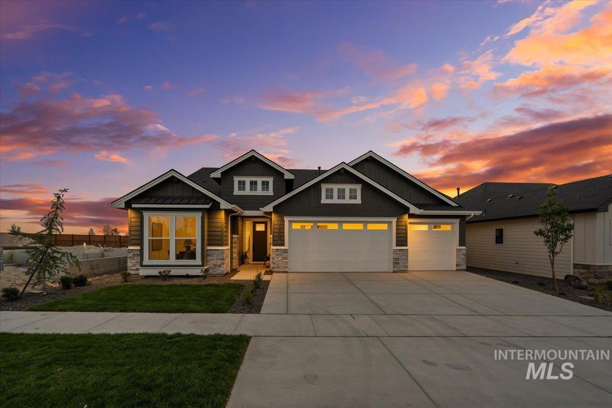 10887 W Barnbougle Ln., Kuna, Idaho 83634, 4 Bedrooms, 3 Bathrooms, Residential For Sale, Price $785,880,MLS 99004421