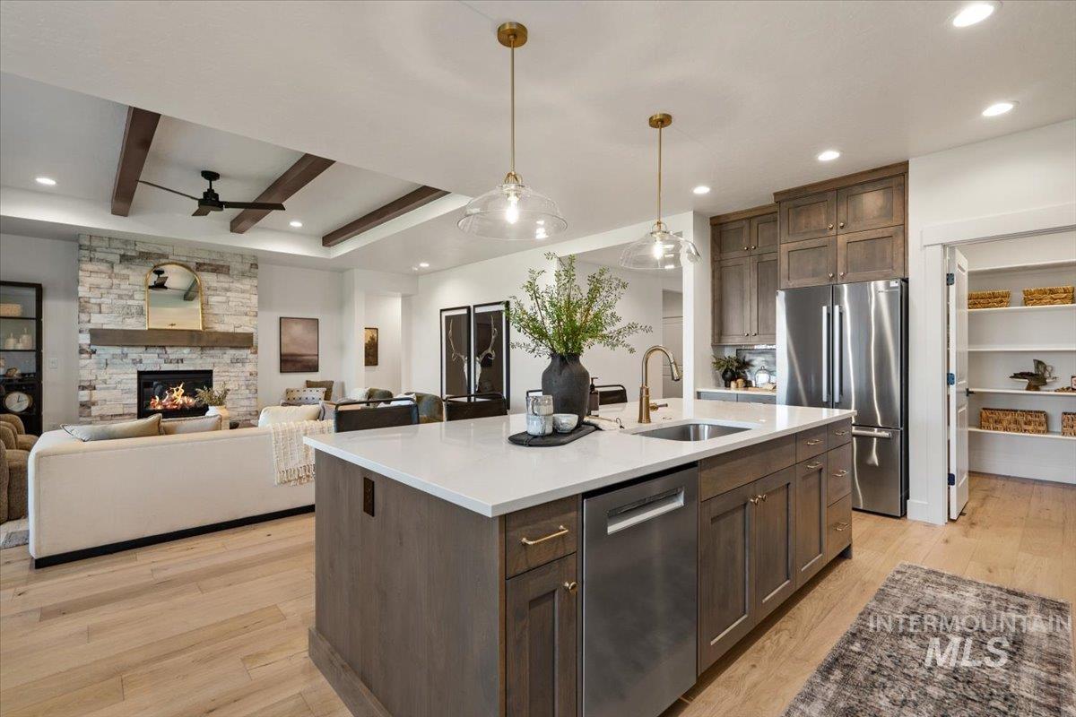 10887 W Barnbougle Ln., Kuna, Idaho 83634, 4 Bedrooms, 3 Bathrooms, Residential For Sale, Price $785,880,MLS 99004421