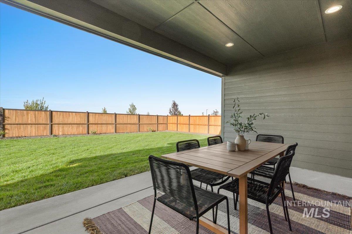 10887 W Barnbougle Ln., Kuna, Idaho 83634, 4 Bedrooms, 3 Bathrooms, Residential For Sale, Price $785,880,MLS 99004421