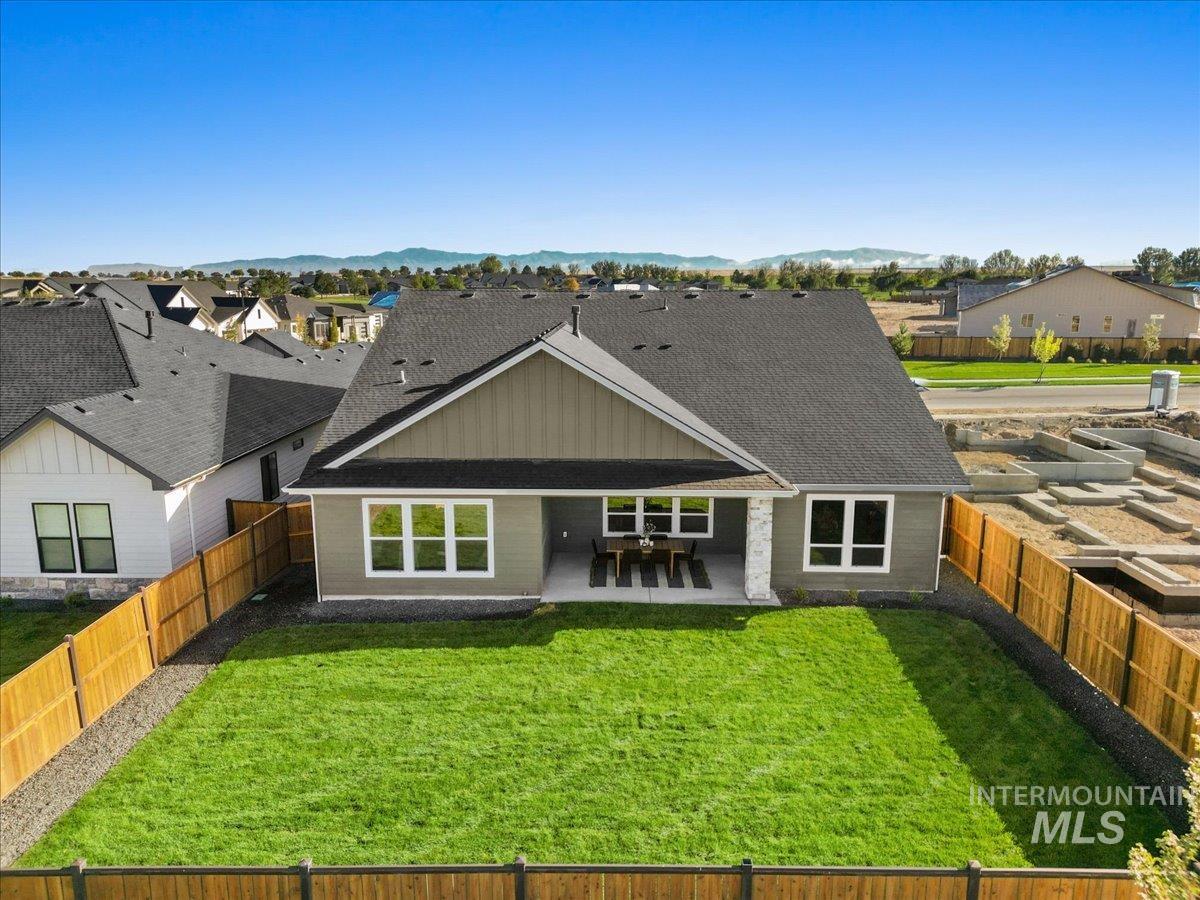 10887 W Barnbougle Ln., Kuna, Idaho 83634, 4 Bedrooms, 3 Bathrooms, Residential For Sale, Price $785,880,MLS 99004421