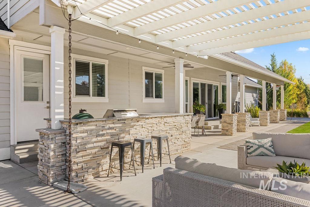 975 W Back Forty Dr, Eagle, Idaho 83616, 6 Bedrooms, 4 Bathrooms, Residential For Sale, Price $1,644,000, 99004424