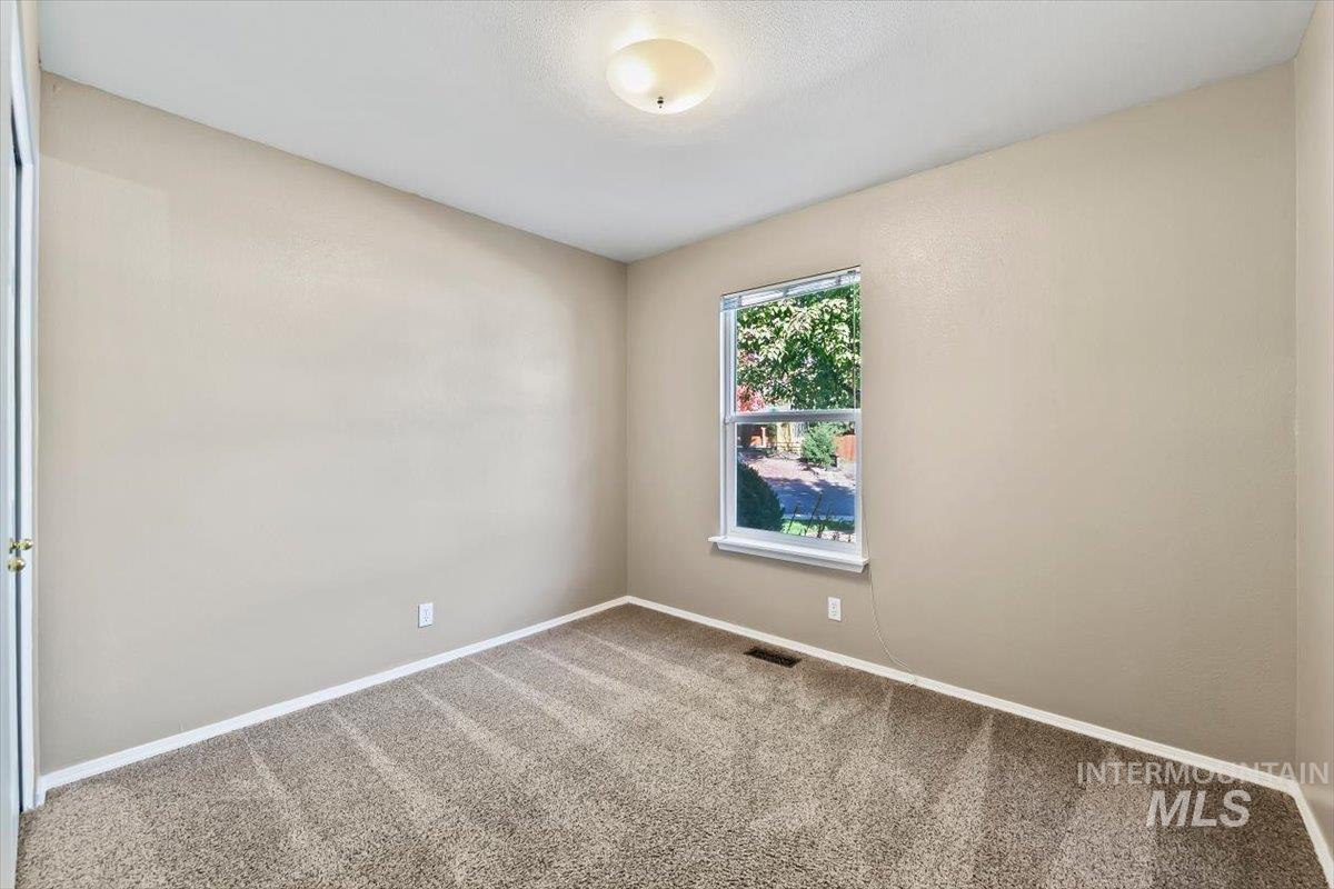 7901 W Pocono St, Boise, Idaho 83714, 3 Bedrooms, 2 Bathrooms, Residential For Sale, Price $494,900,MLS 99004425