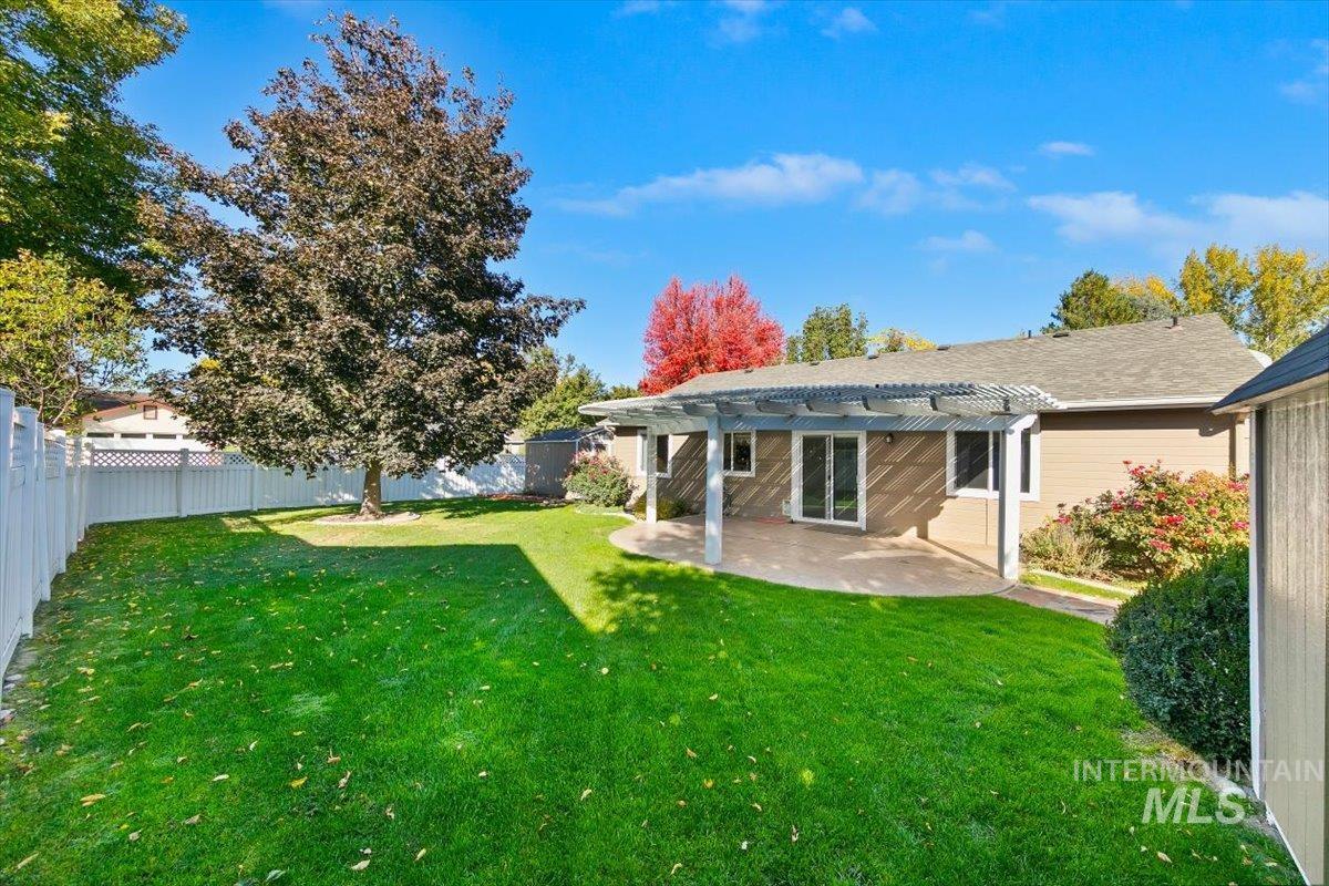 7901 W Pocono St, Boise, Idaho 83714, 3 Bedrooms, 2 Bathrooms, Residential For Sale, Price $494,900,MLS 99004425