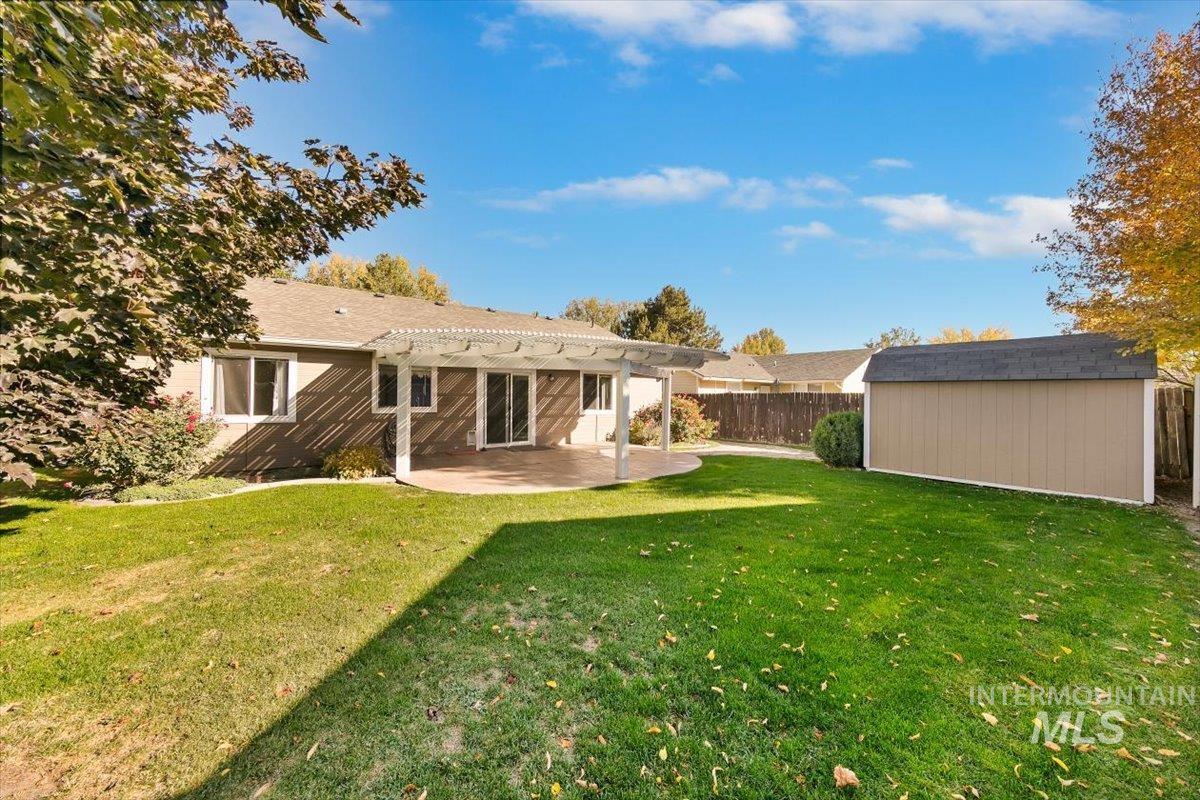 7901 W Pocono St, Boise, Idaho 83714, 3 Bedrooms, 2 Bathrooms, Residential For Sale, Price $494,900,MLS 99004425