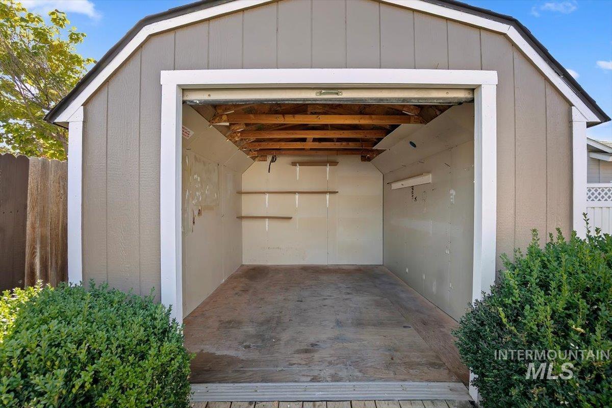 7901 W Pocono St, Boise, Idaho 83714, 3 Bedrooms, 2 Bathrooms, Residential For Sale, Price $494,900,MLS 99004425