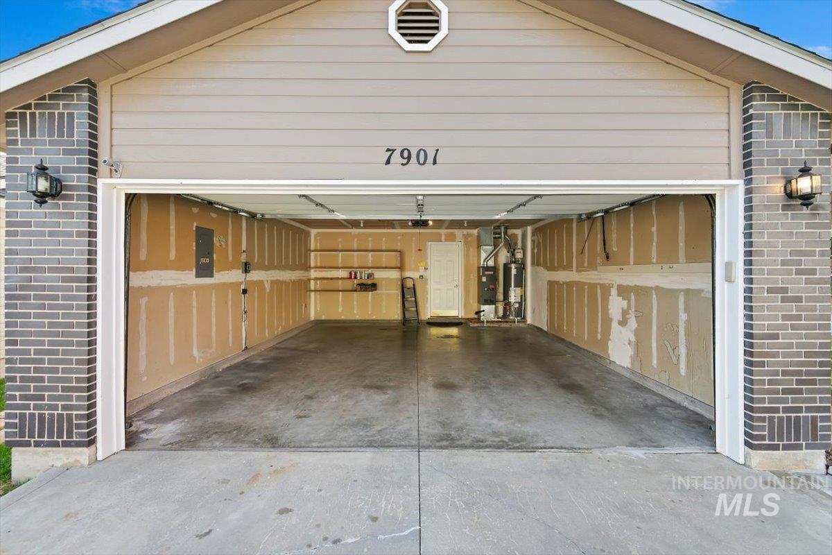 7901 W Pocono St, Boise, Idaho 83714, 3 Bedrooms, 2 Bathrooms, Residential For Sale, Price $494,900,MLS 99004425