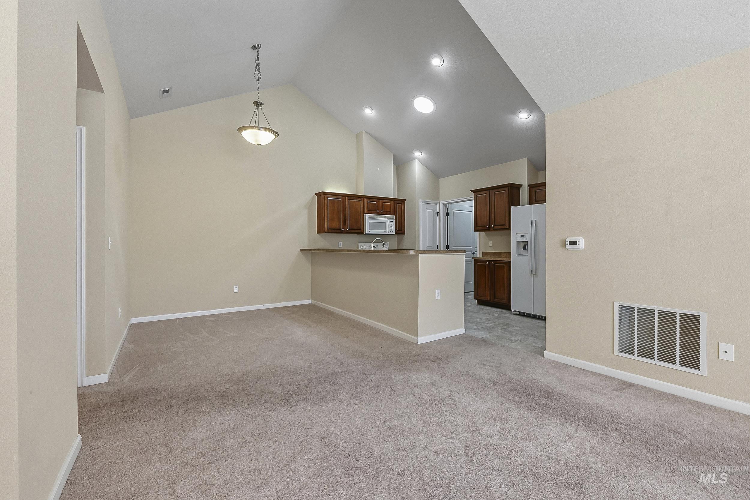 1442 N McKinney Ln, Boise, Idaho 83704, 2 Bedrooms, 2 Bathrooms, Residential For Sale, Price $420,000,MLS 99004426