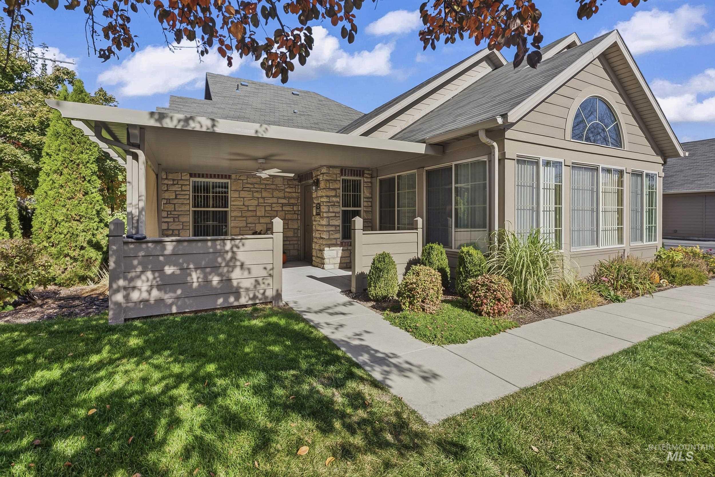 1442 N McKinney Ln, Boise, Idaho 83704, 2 Bedrooms, 2 Bathrooms, Residential For Sale, Price $420,000,MLS 99004426