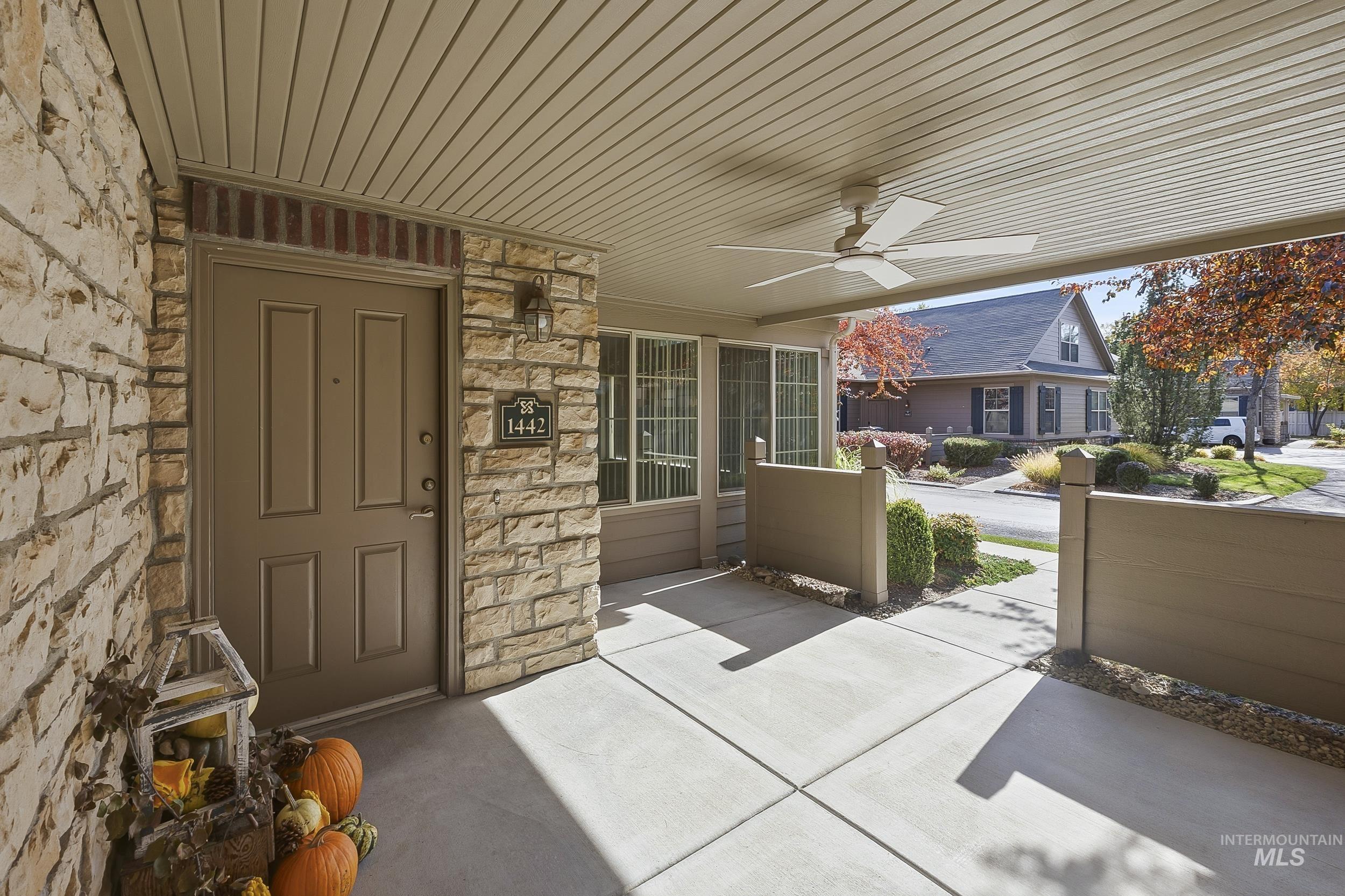 1442 N McKinney Ln, Boise, Idaho 83704, 2 Bedrooms, 2 Bathrooms, Residential For Sale, Price $420,000,MLS 99004426