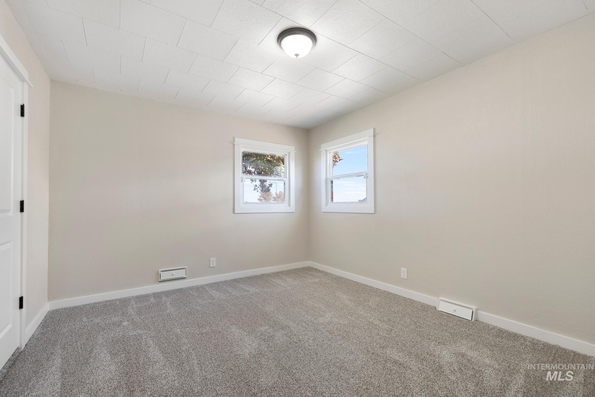 721 Polk St W, Kimberly, Idaho 83341, 6 Bedrooms, 2 Bathrooms, Residential For Sale, Price $410,000,MLS 99004427