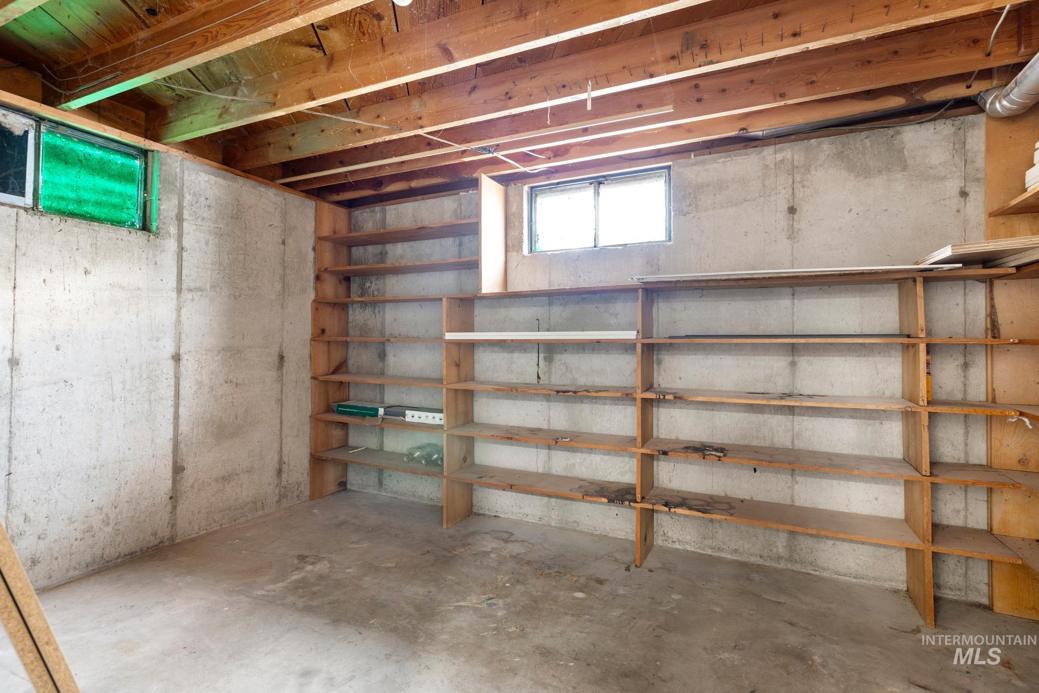 721 Polk St W, Kimberly, Idaho 83341, 6 Bedrooms, 2 Bathrooms, Residential For Sale, Price $410,000,MLS 99004427
