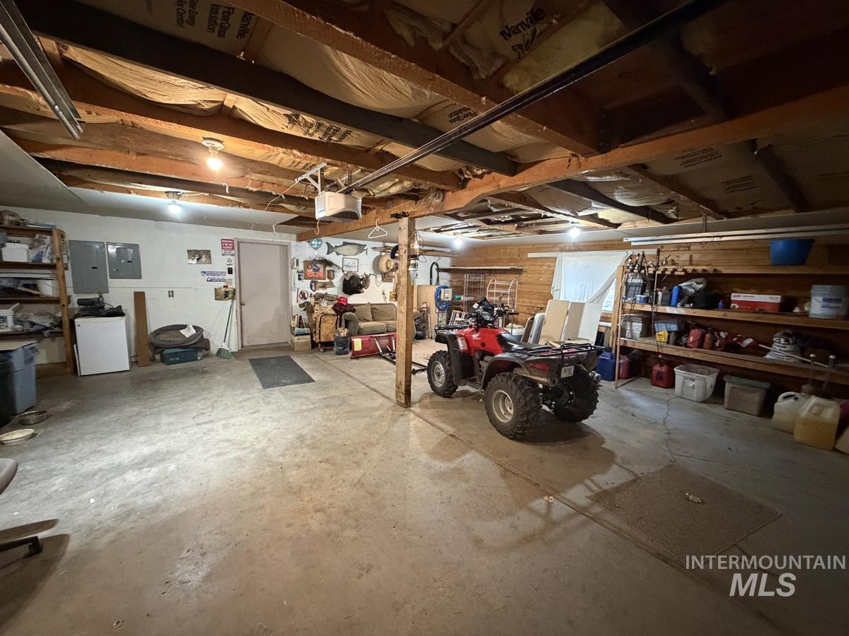21 Willow Way, Cascade, Idaho 83611, 3 Bedrooms, 2 Bathrooms, Residential For Sale, Price $725,000, 99004428